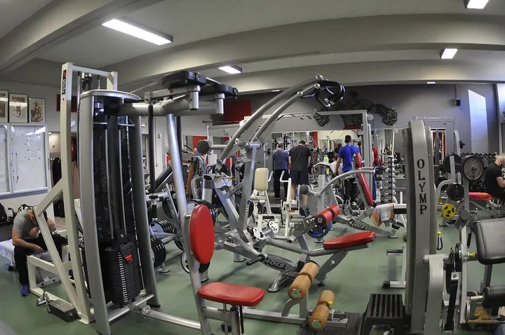 CMM — salle de fitness-studio à Saint-James, Montélimar — 2