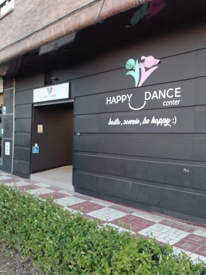 Happy Dance Center — Baile en Fígares, Granada