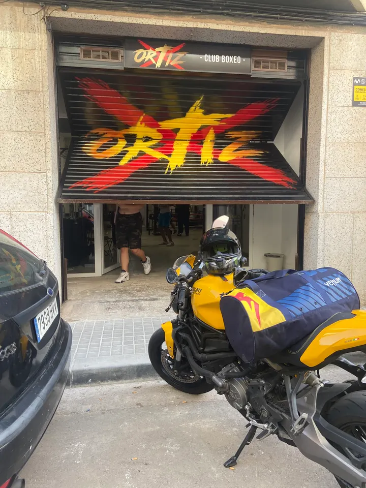 Club boxeo ortiz sabadell — Artes marciales en Ca n'Oriac, Sabadell