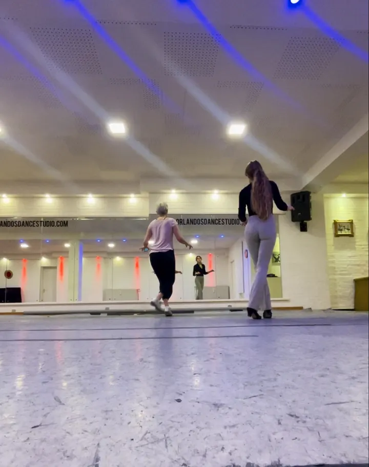 Stepptanzstudio Pia Neises — Tanz in Neustadt/Nord, Köln