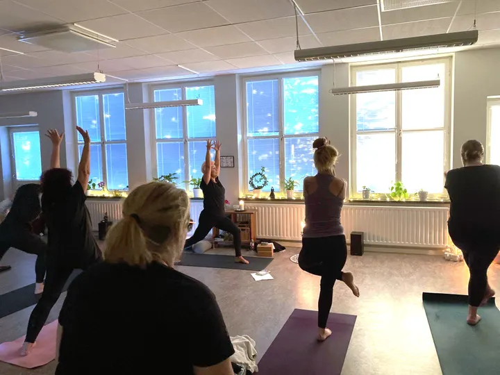 Jennies Yoga — yoga-studio i Vingen, Kumla — 2