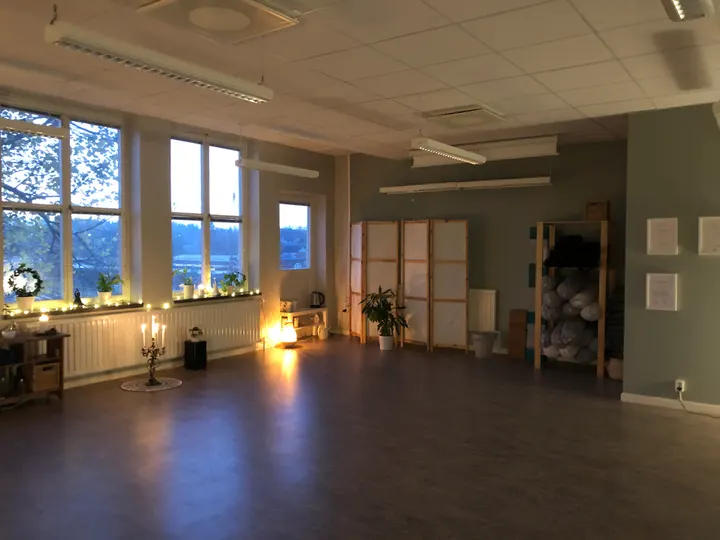 Jennies Yoga — yoga-studio i Kumla — 3