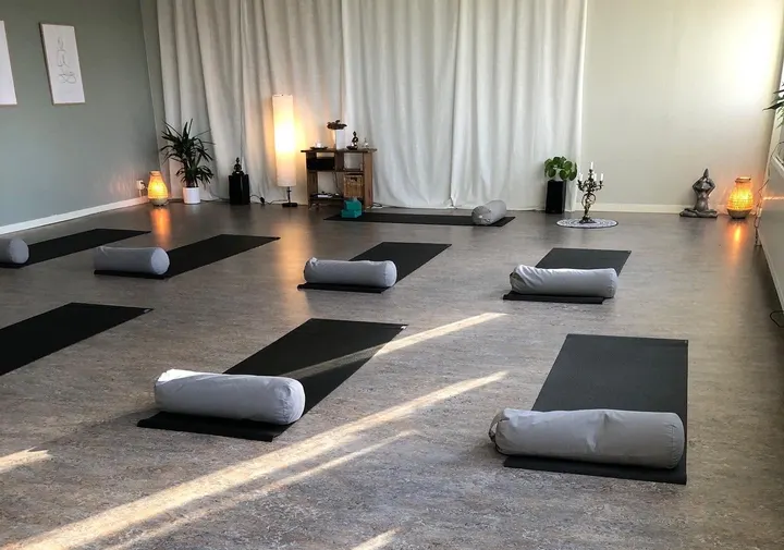 Jennies Yoga — yoga-studio i Kumla — 4
