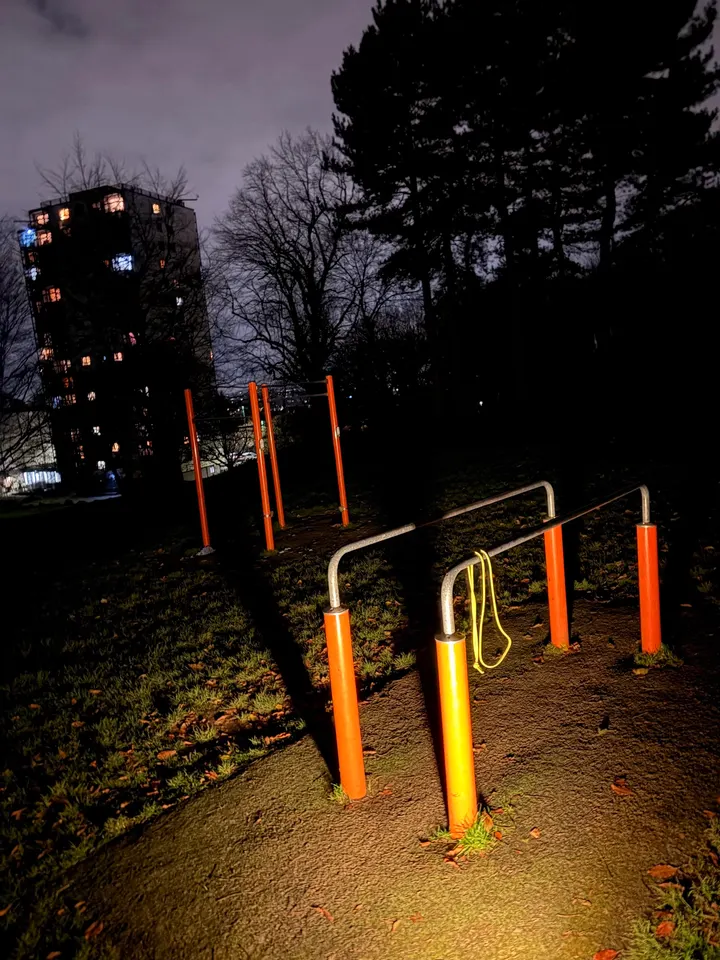 Woodthorpe Calisthenics Park — calisthenics-studio in Mapperley, Nottingham — 2