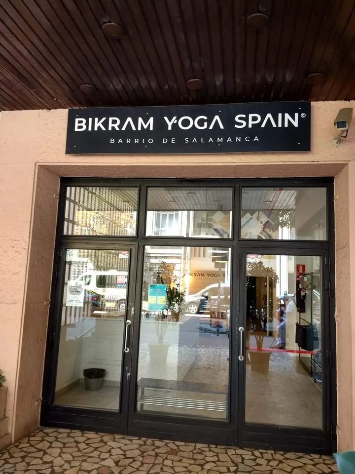Bikram Yoga Spain © — Yoga en Salamanca, Madrid