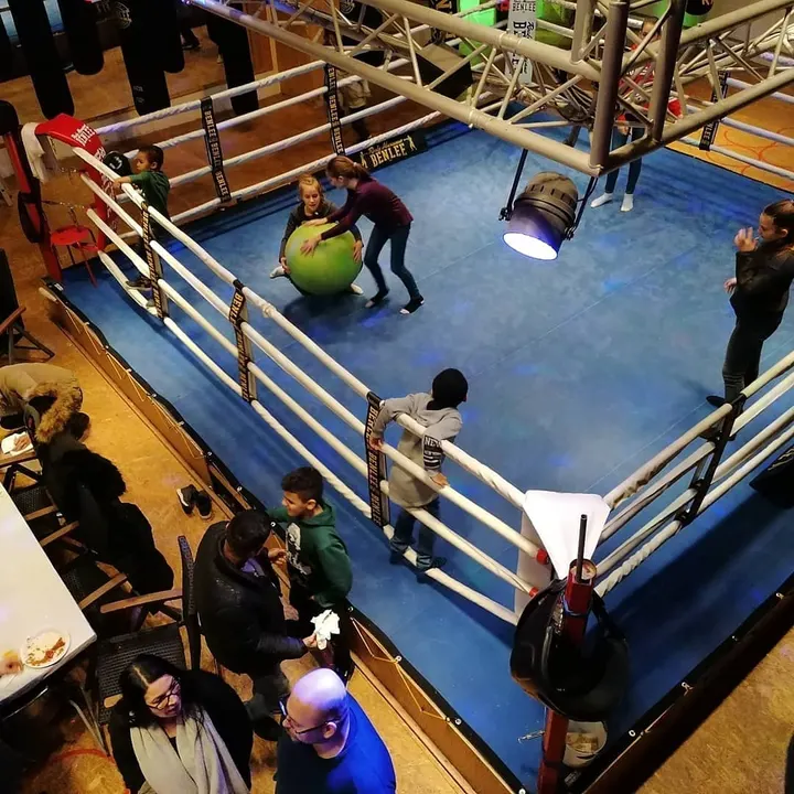 Original M.T.B.D. Muay Thai F. Bonelli — kampfsport-studio in Eller, Düsseldorf — 3