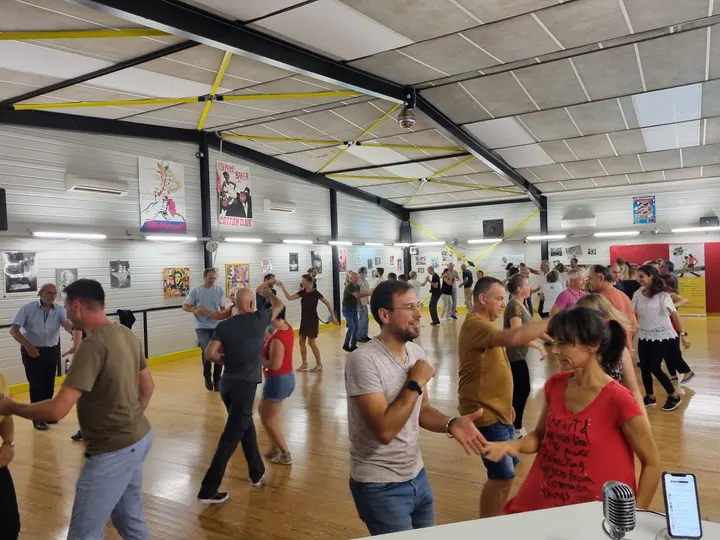 ECOLE VIRGINIE TEMPO DANSE — danse-studio à Nîmes — 3