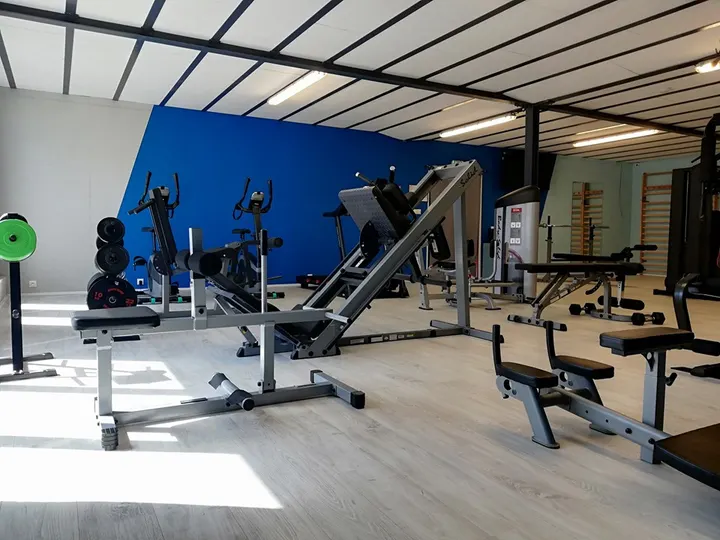 Pole Dance Centre — salle de fitness-studio à Saran — 3