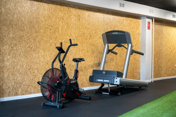 4h Sport Studio — entrenamiento personal-studio en Santa Cristina — 4
