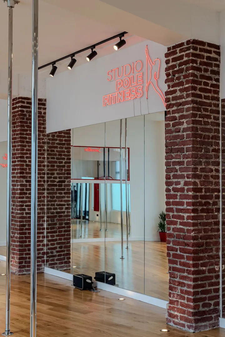Pole & Sport — pole fitness-studio à Montreuil — 5