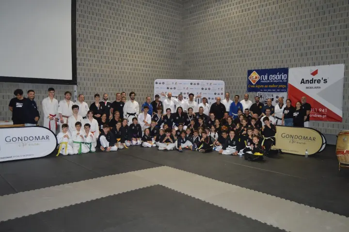 Dojang José Vasconcelos — artes marciais-studio em Souto, São Cosme — 3