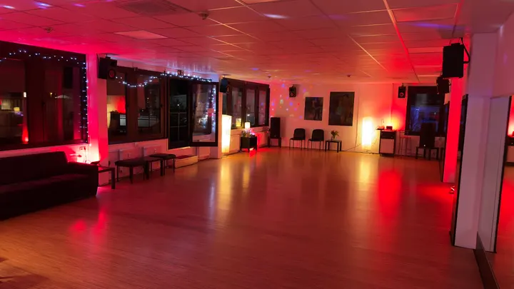 The Movement of Salsa — tanz-studio in Darmstadt — 3