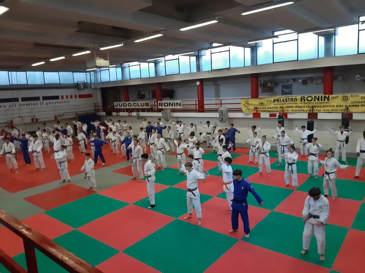 Ronin Monza — Palestre a Sobborghi, Monza