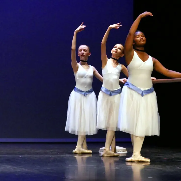 école de danse pas à pas — danse-studio à Nîmes — 3