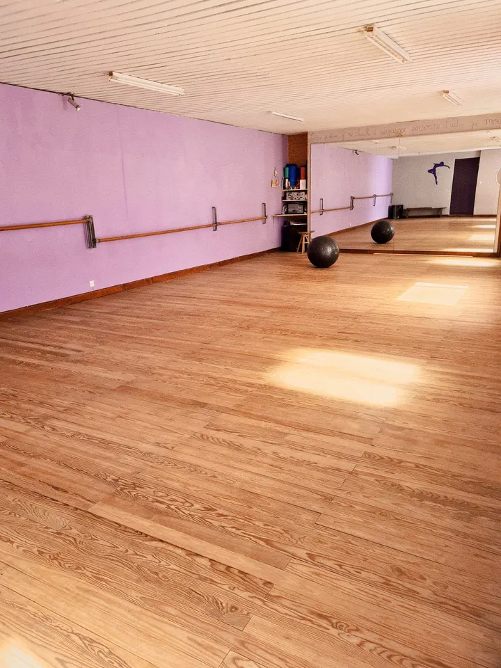 école de danse pas à pas — Danse à Les Carmes, Nîmes