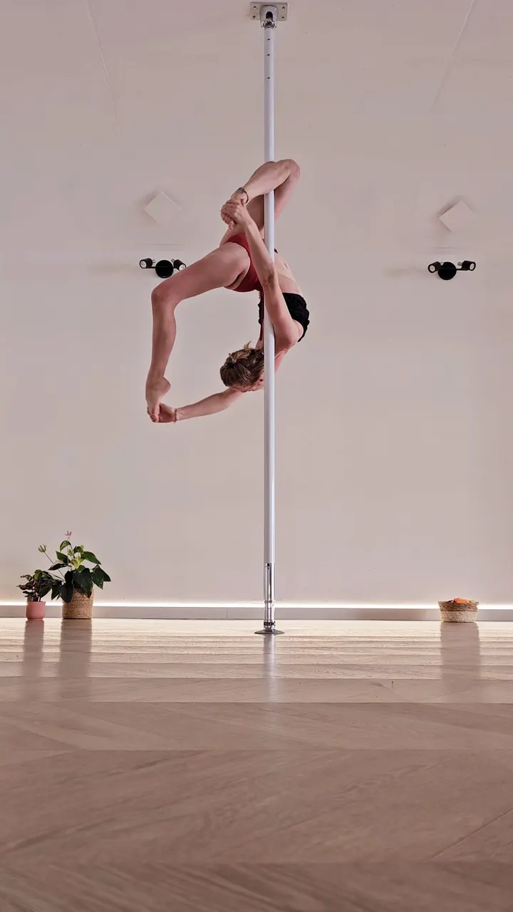 Pole Dance Montpellier — pole fitness-studio à Montpellier — 3