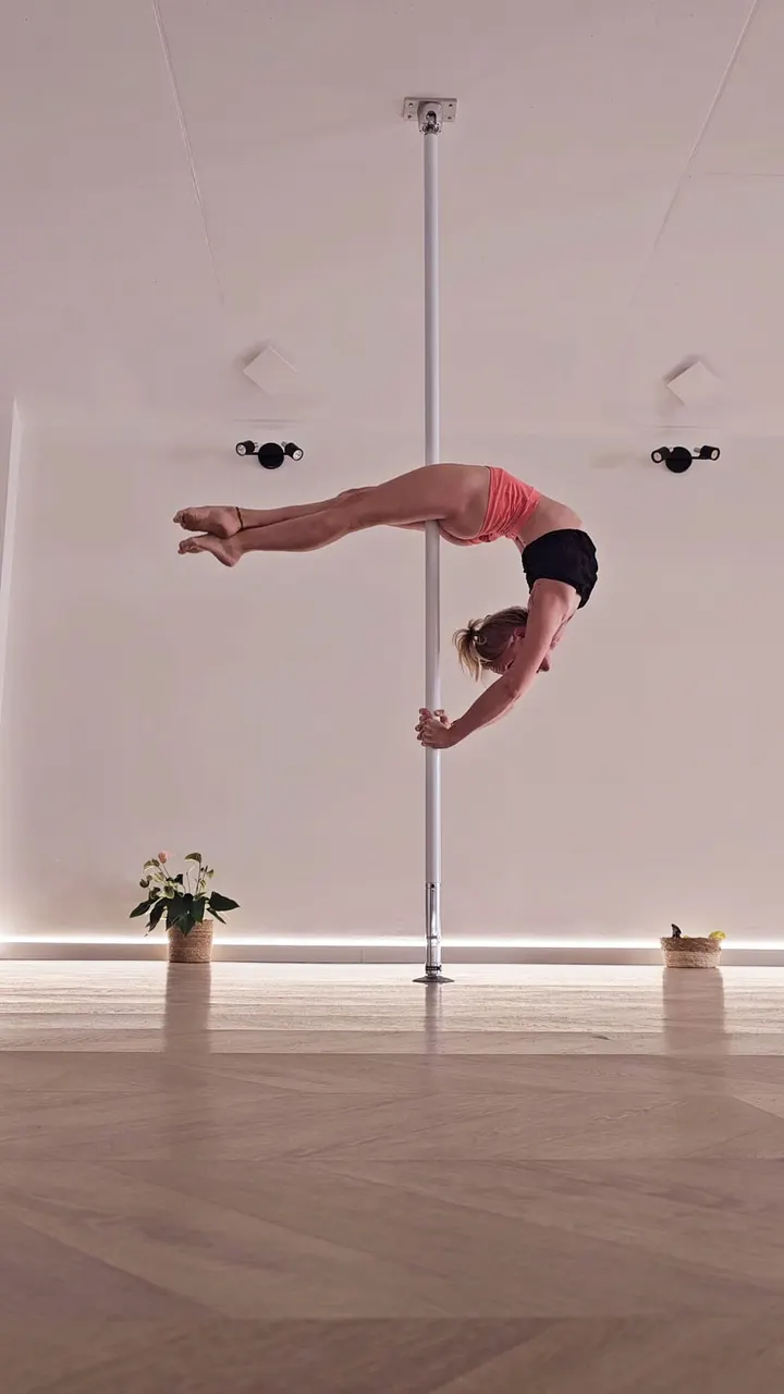 Pole Dance Montpellier — pole fitness-studio à Montpellier — 5