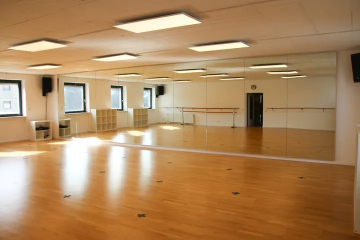 Dancevolution Deine — tanz-studio in Passau — 6