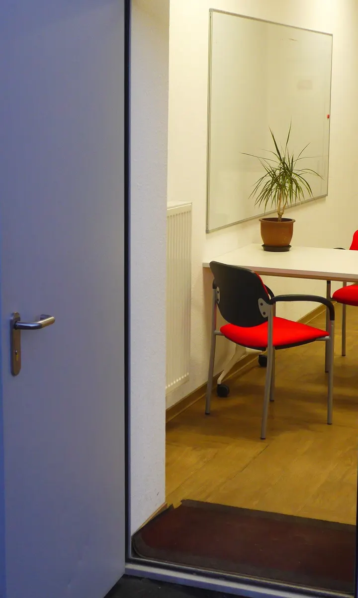 Praxis für gute Haltung / Clinic for good Posture — stretching-studio in Mitte, Bielefeld — 2
