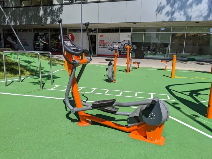 Outdoor Workout Station & Playground — træningsstudio i København — 5