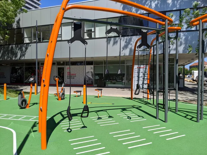 Outdoor Workout Station & Playground — Træningsstudio i Frederiksberg