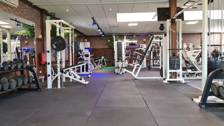 FitnessCentrum Assen — Sportschool in Lariks, Assen