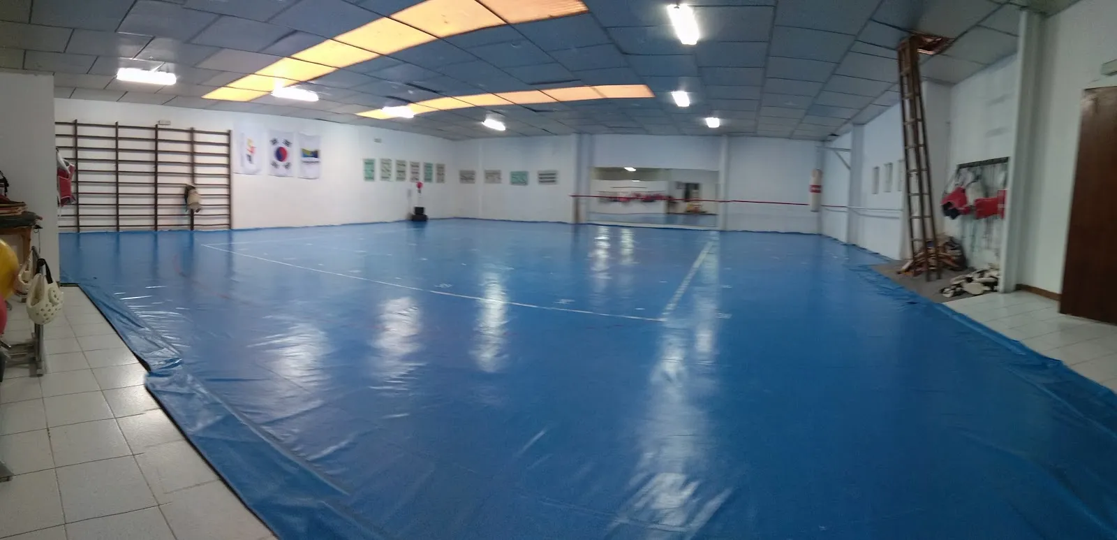 MOON — artes marciales-studio en Huesca — 2