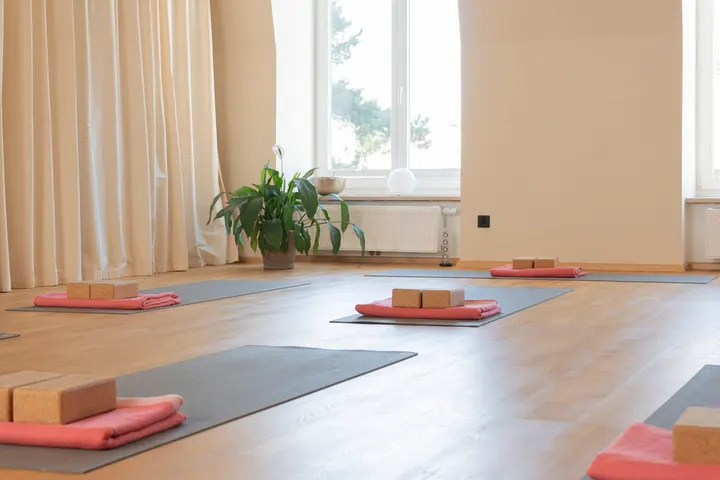 Blankspace Yoga — Yoga in Blankenese, Hamburg