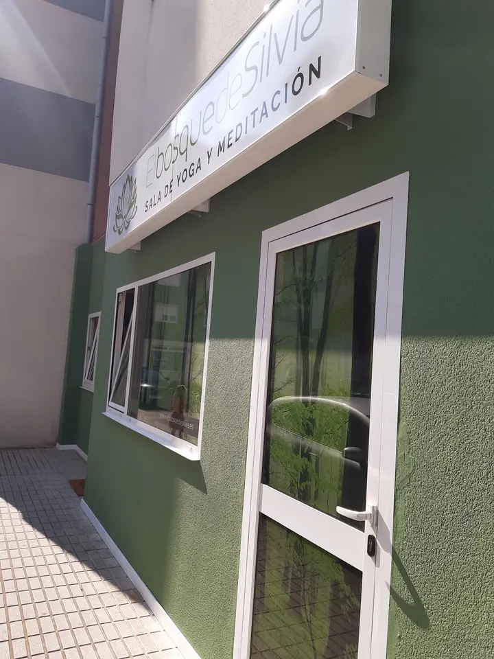 Silvia Gutierrez Ruiz — yoga-studio en Sobremazas, Solares — 2