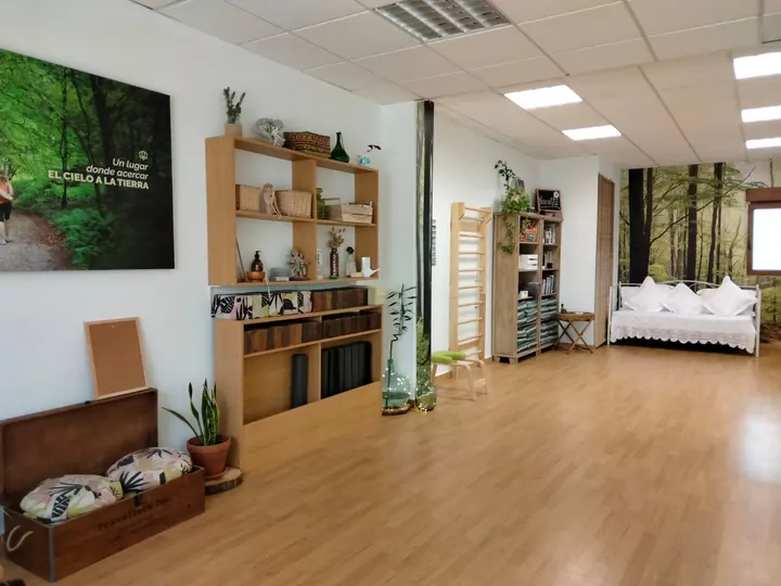 Silvia Gutierrez Ruiz — yoga-studio en Solares — 4