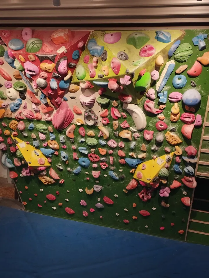 Kliff Boulderhalle — bouldern-studio in Kleve — 5
