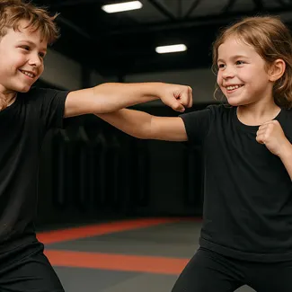 Kracht & Zelfvertrouwen Voorburg — Kickboksen in Leidschendam