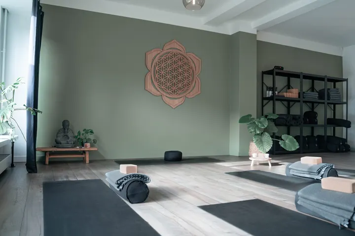 Semesta Bewustzijn — Yoga in Maasniel, Roermond