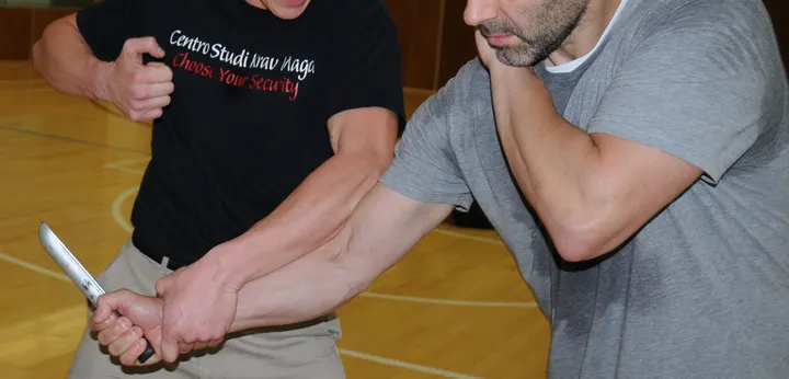 Corsi di Krav Maga — arti marziali-studio a Bergamo — 2