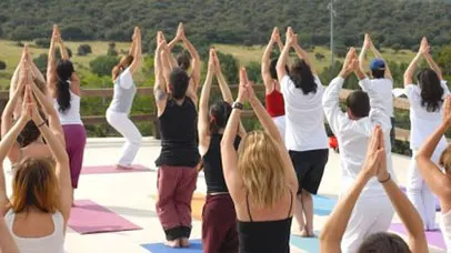 Escuela Internacional de Yoga — Yoga en Salamanca, Madrid