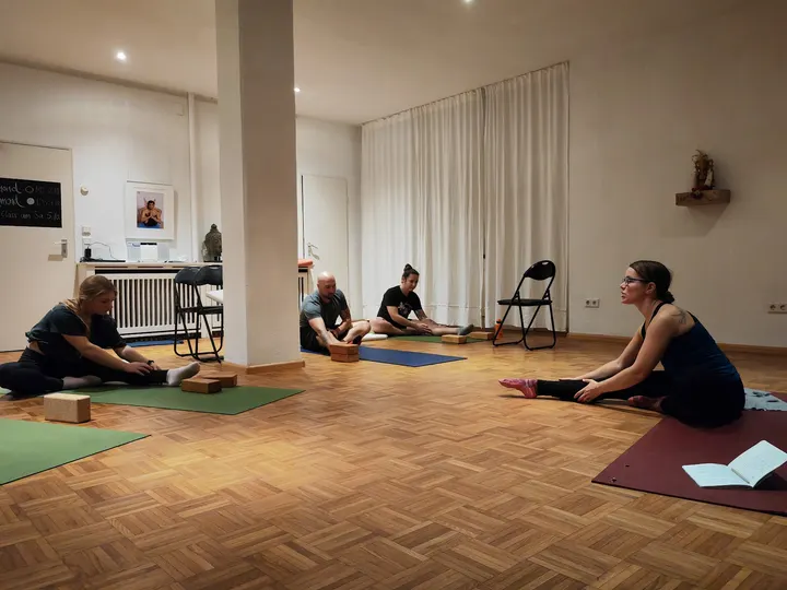 YanaFitness — fitnessstudio in Freiburg im Breisgau — 5