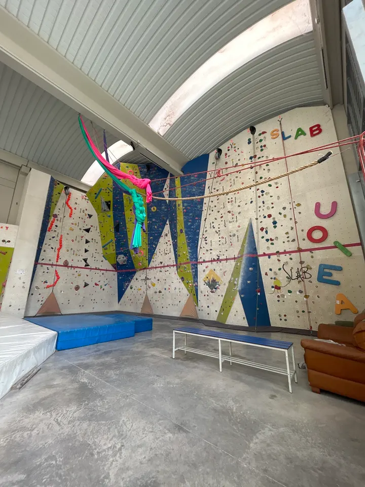 SLAB, SALA D'ESCALADA — escalada-studio en Reus — 3