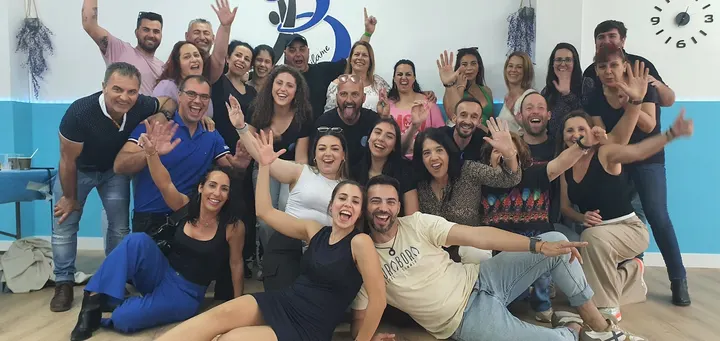 Bailame — baile-studio en Cerro de Reyes, Badajoz — 2