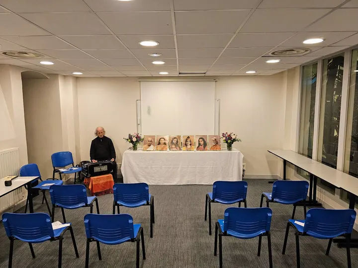 SELF-REALIZATION FELLOWSHIP — méditation-studio à Paris — 4
