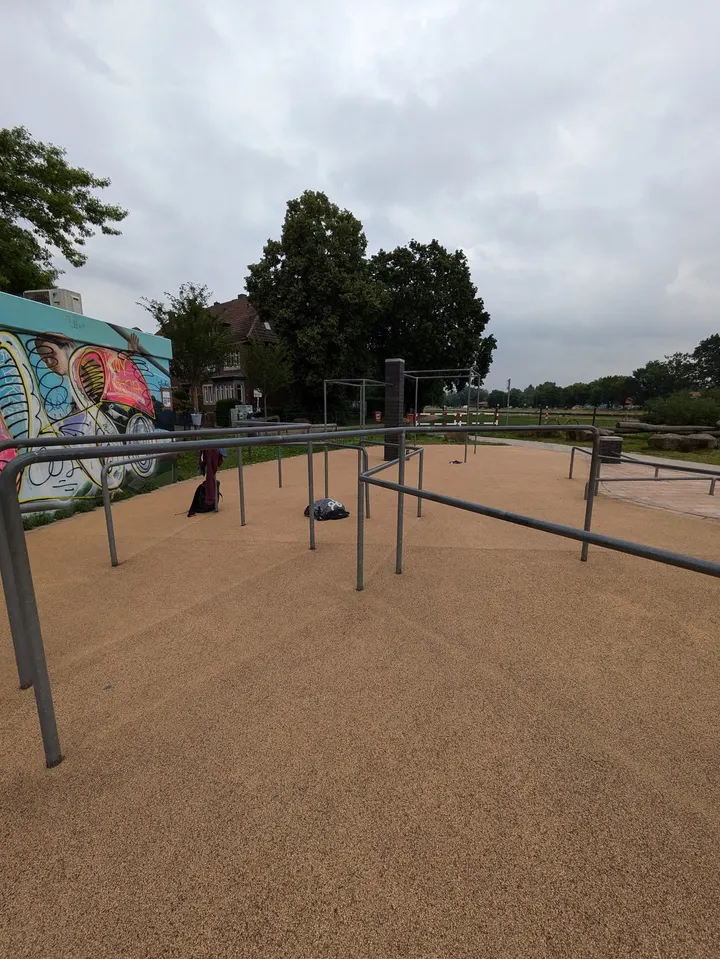 Calisthenics Park Schillerbrücke — calisthenics-studio in Mitte-Nordost, Münster — 2