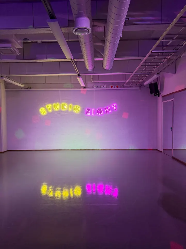 Studio 8 House of Flow — Tanssi – Sörnäinen, Helsinki