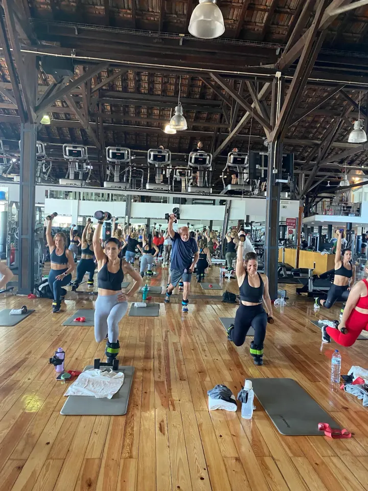 Academia Life Club — ginásio-studio em Prazeres, Lisboa — 3
