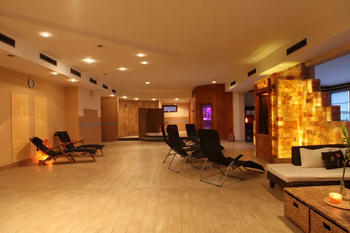 El Vita Frauen Fitness & Wellness Studio — fitnessstudio in Neu Zippendorf, Schwerin — 2