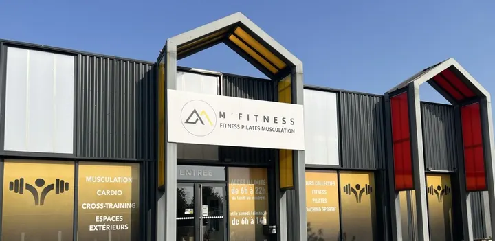 M Fitness — salle de fitness-studio à Benet — 2