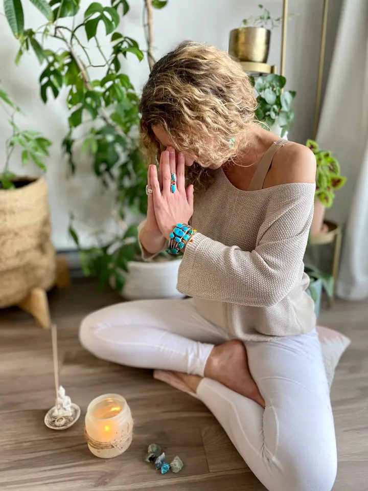 Ysabel Pineau — yoga-studio à Centre Ville - La Fayette - Eblé, Angers — 2