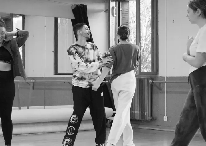 Sidekiq Danses urbaines — danse-studio aux Brosses, Villeurbanne — 3