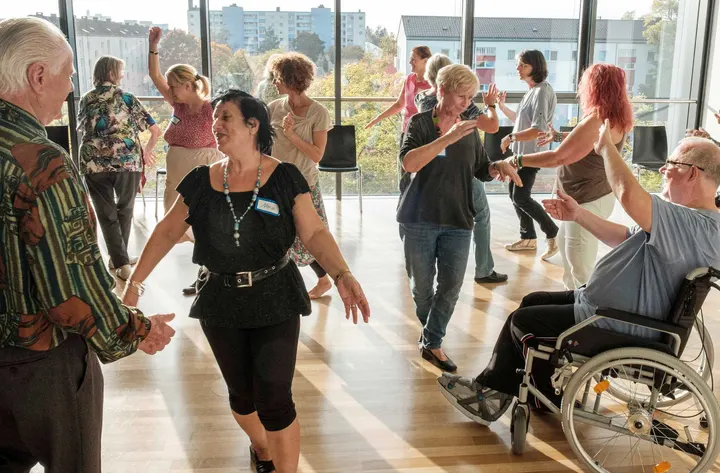 DanceOn60+ — tanz-studio in Au, München — 3