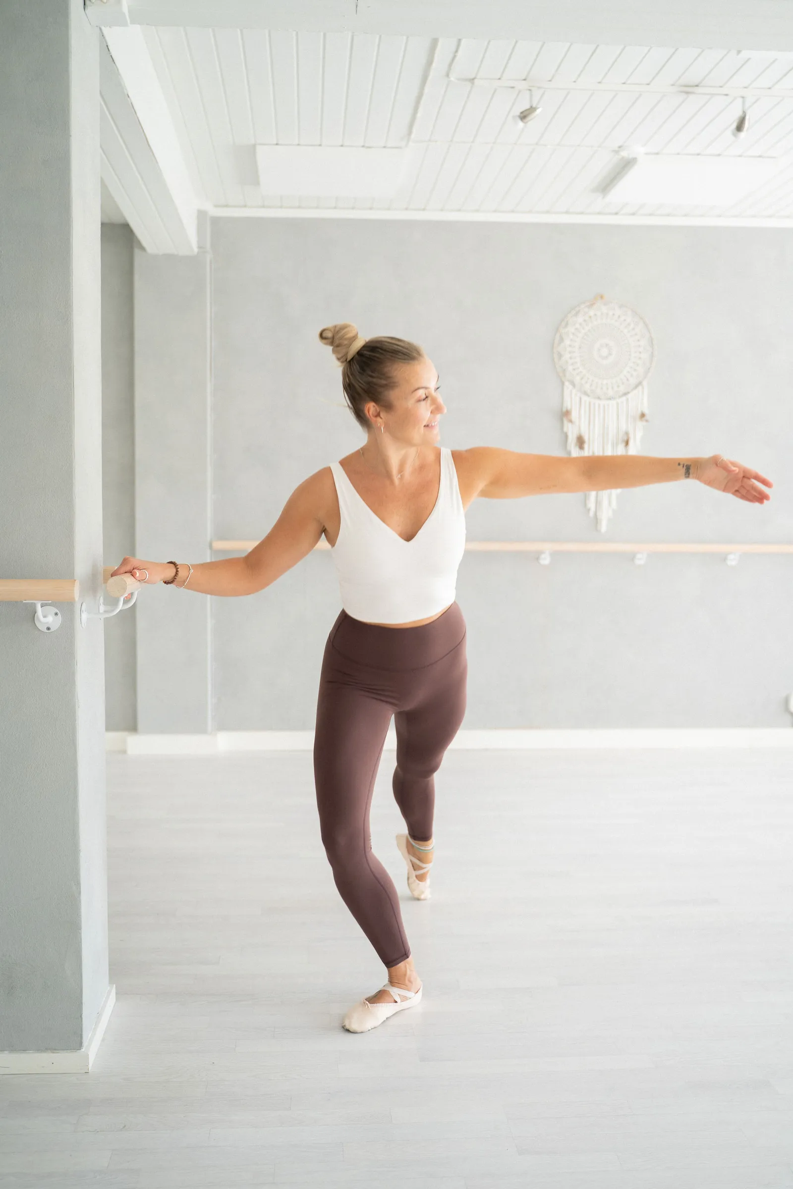 Suvitanssi & Yoga — jooga-studio – Lauttasaari, Helsinki — 3