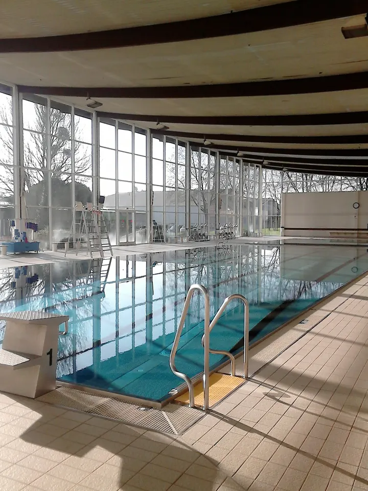 Centre nautique Roger Creuzot — bien-être-studio à Châteaudun — 4