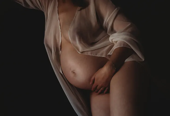 Lolly Stirk Pregnancy Yoga — yoga-studio in London — 3
